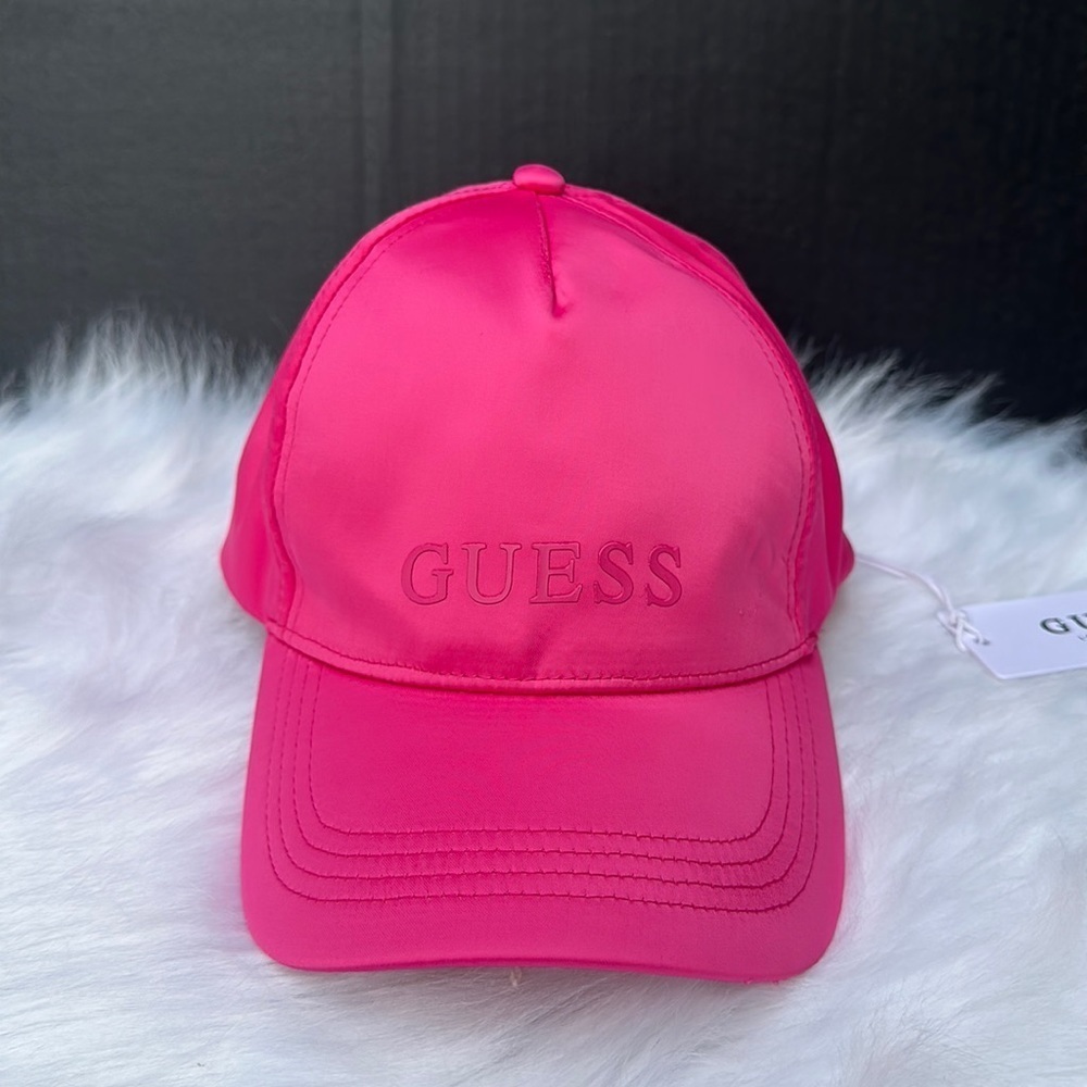New GUESS Women’s Hat